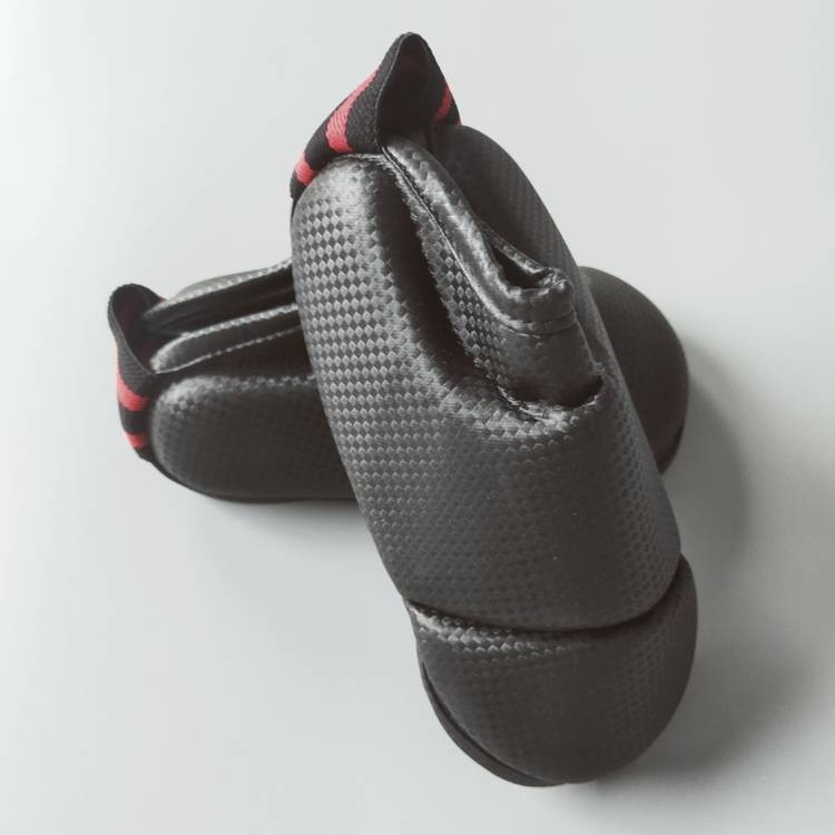 BLACK FOOTBACK M#